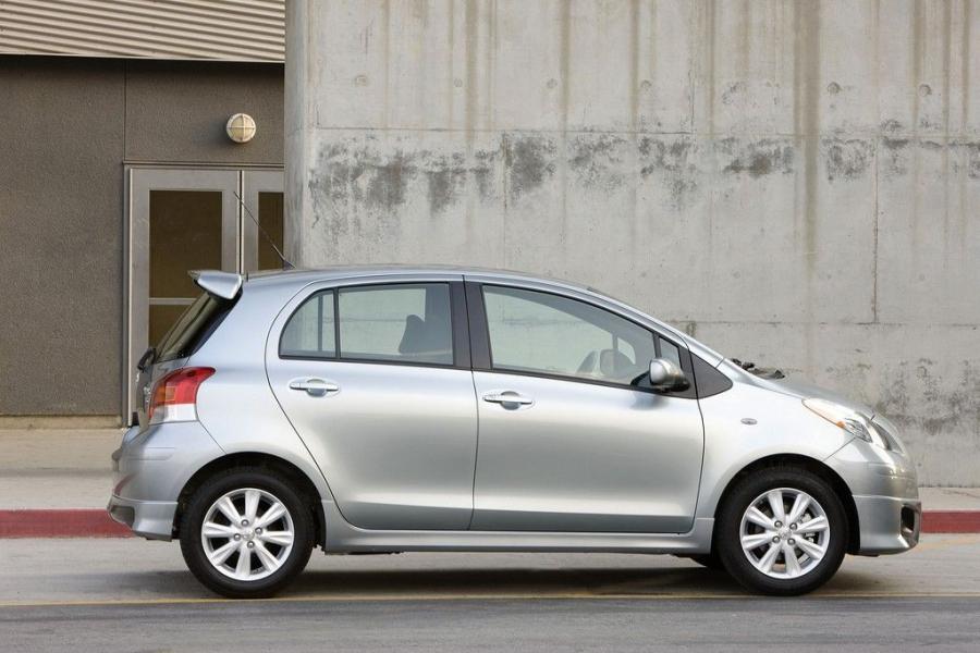  Toyota Yaris 2009 года  (фото 49 из 59)